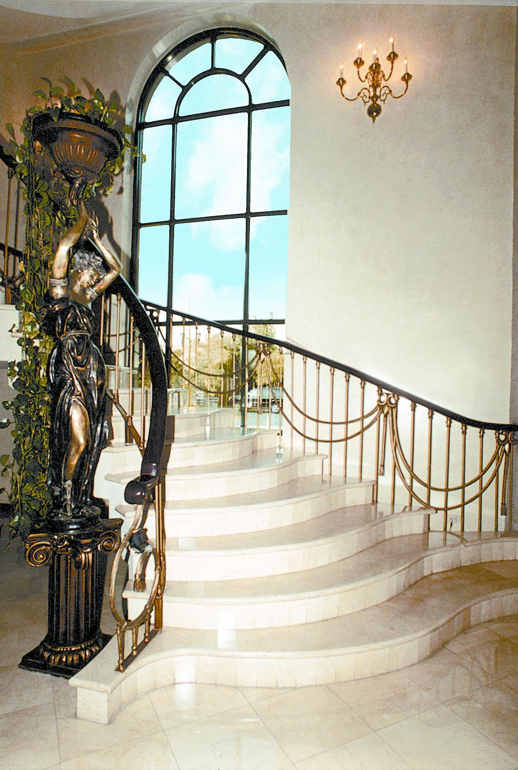 Safi Royal Luxury Centro Hotel Monterrey Interior photo The staircase